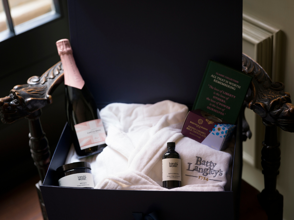 ‘s at Home Hamper